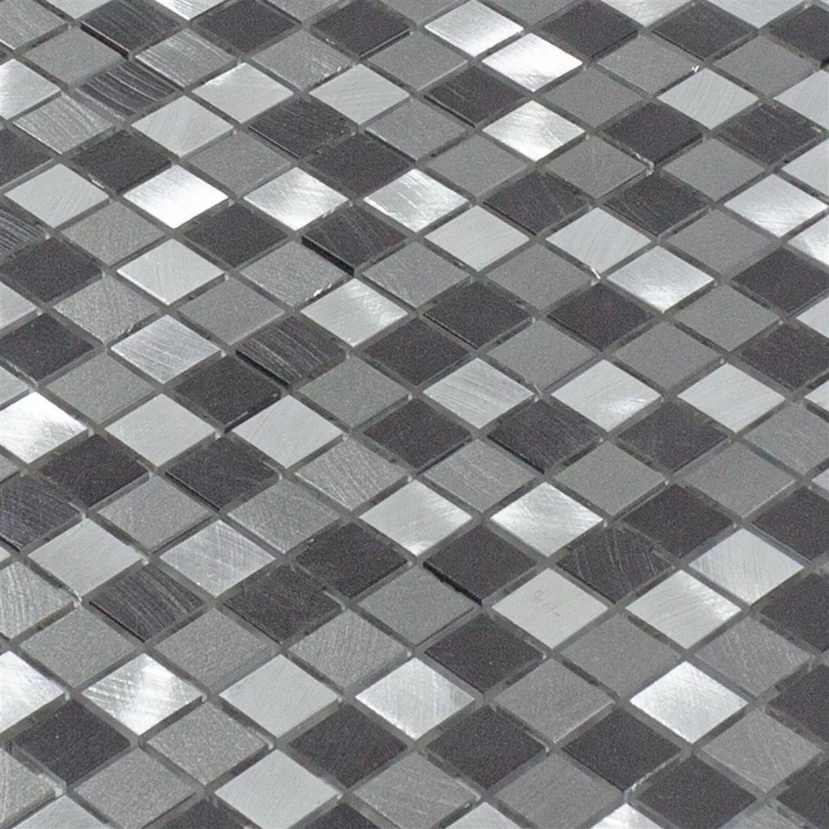 Muster von Aluminium Metall Mosaik Fliesen Montezuma Grau Silber Mix