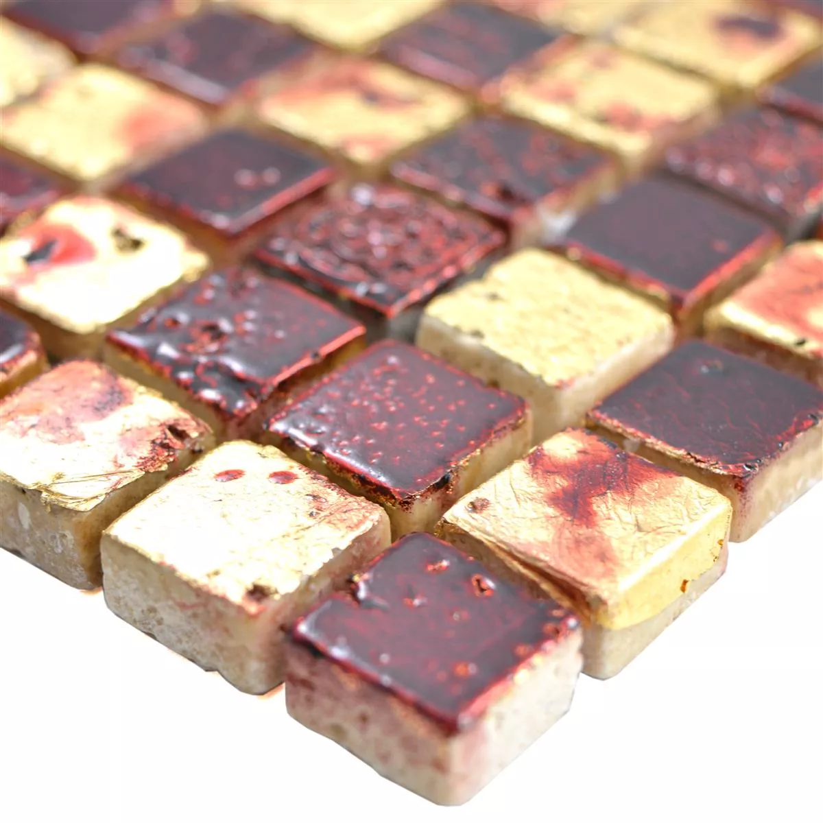 Natursten Resin Mosaik Lucky Guld Röd Natursten Resin Mosaik Lucky Guld Röd