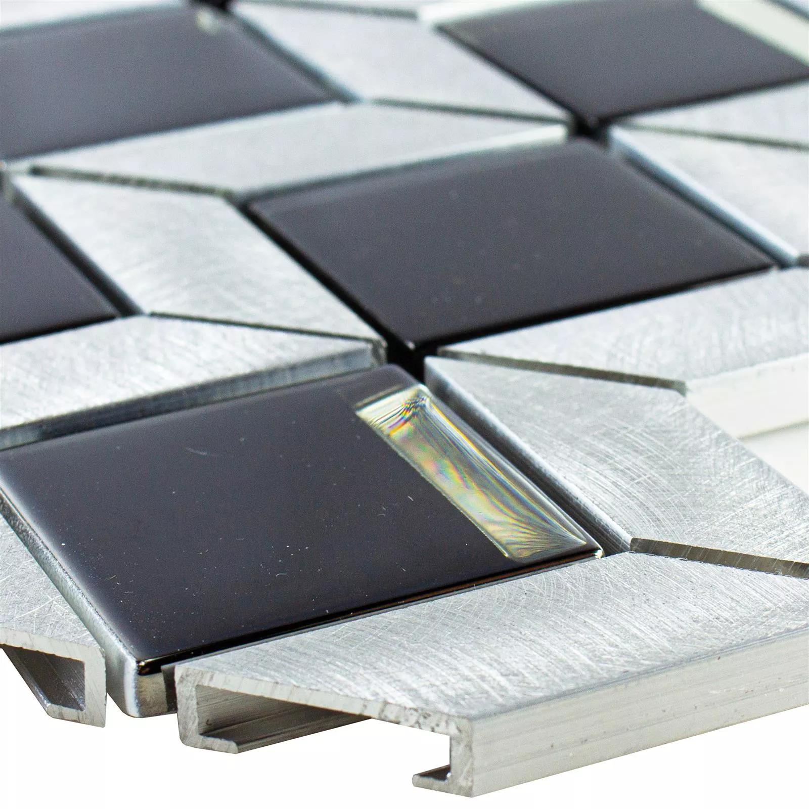Glas Metall Mosaik Tanja Svart Silver Tärning Glas Metall Mosaik Tanja Svart Silver Tärning